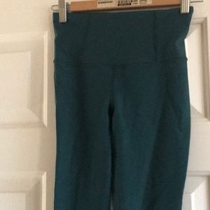 Lululemon leggings- prefect condition